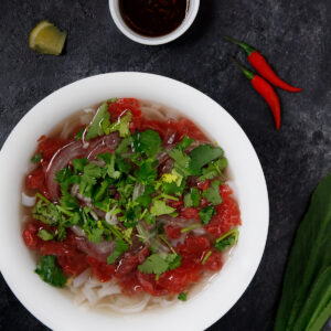 Soupe Pho au boeuf cru ou saignant